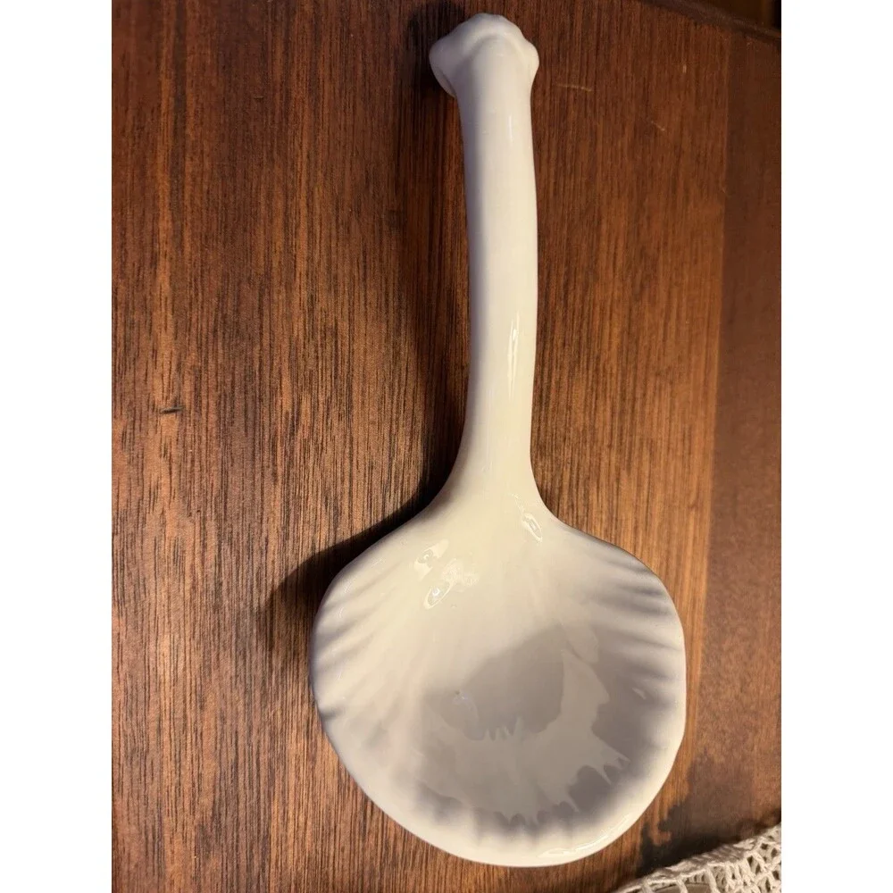 Vintage Farmhouse Style Tureen Soup Ladle White Ceramic 8”